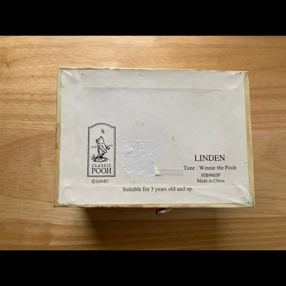 Linden Classic Pooh Disney Vintage Musical Jewelry Box - Picture 8 of 15